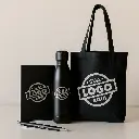 20250703_1733_Corporate Gift Set Display_remix_01jz8zv50ree498tv31rpwqvpr.webp